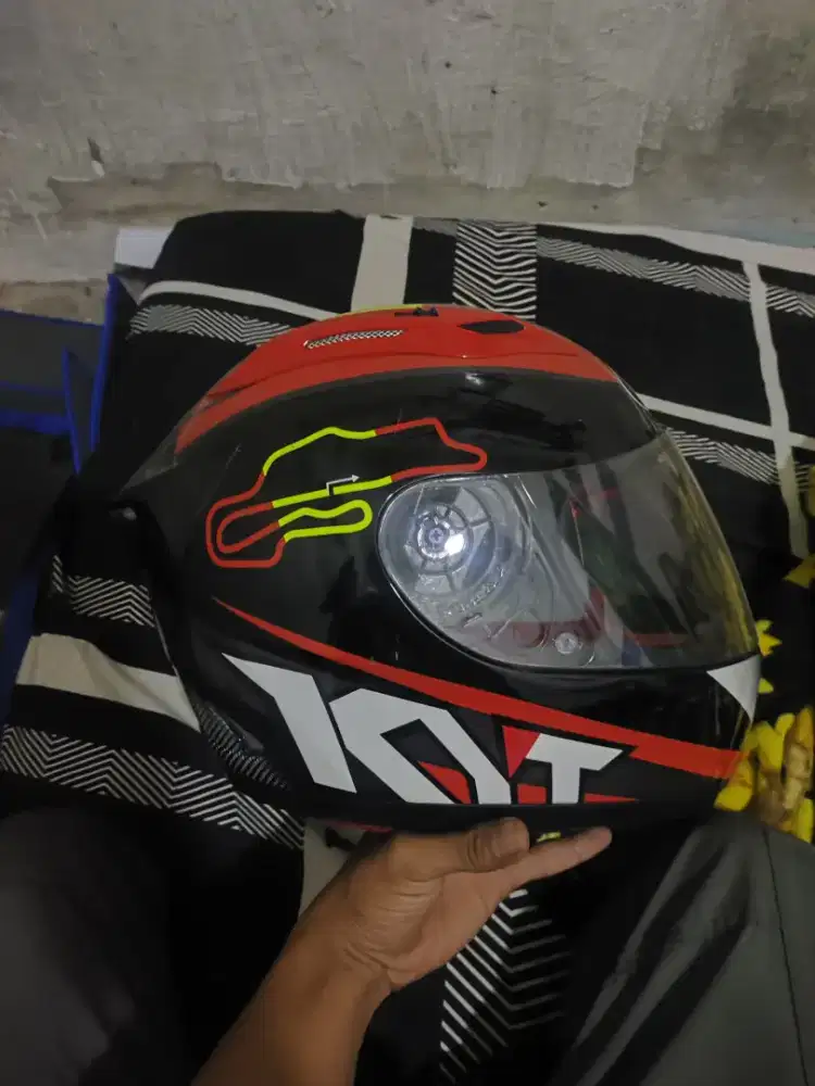 Di jual Helm full face