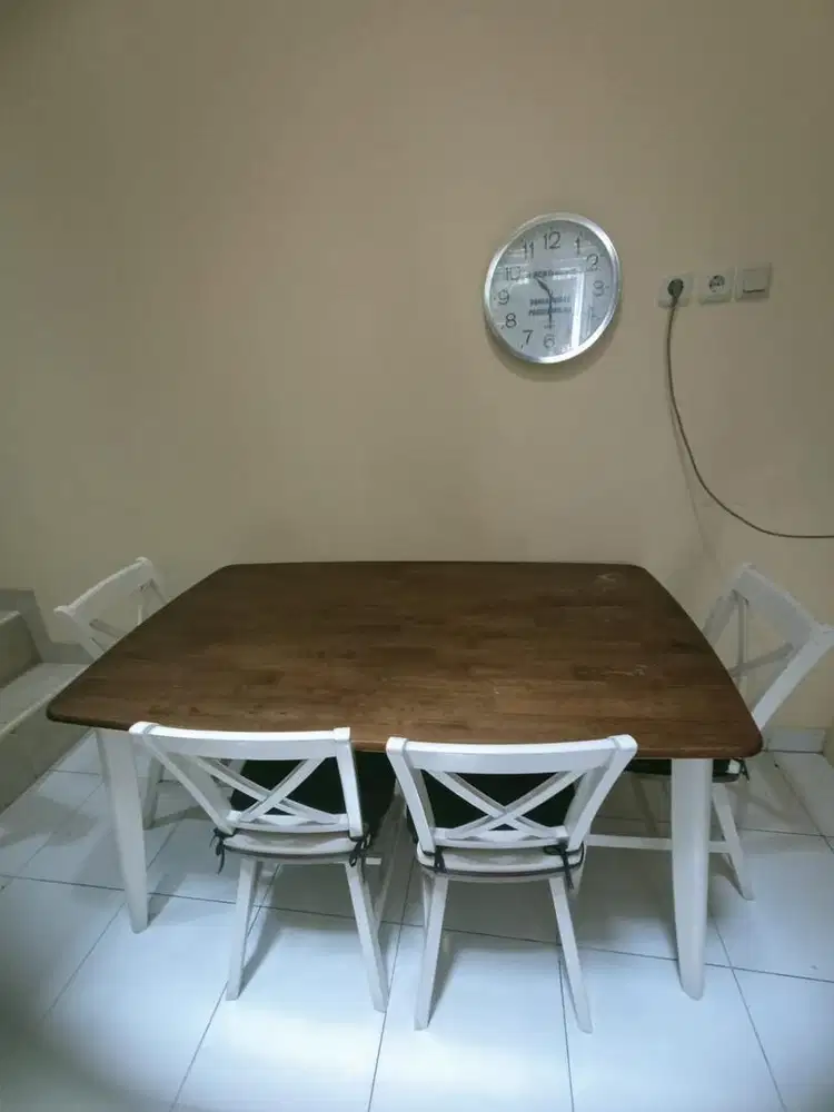 Preloved meja makan set