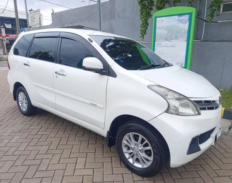 CASH 2015 Daihatsu Xenia 1.3 R deluxe manual Avanza Veloz