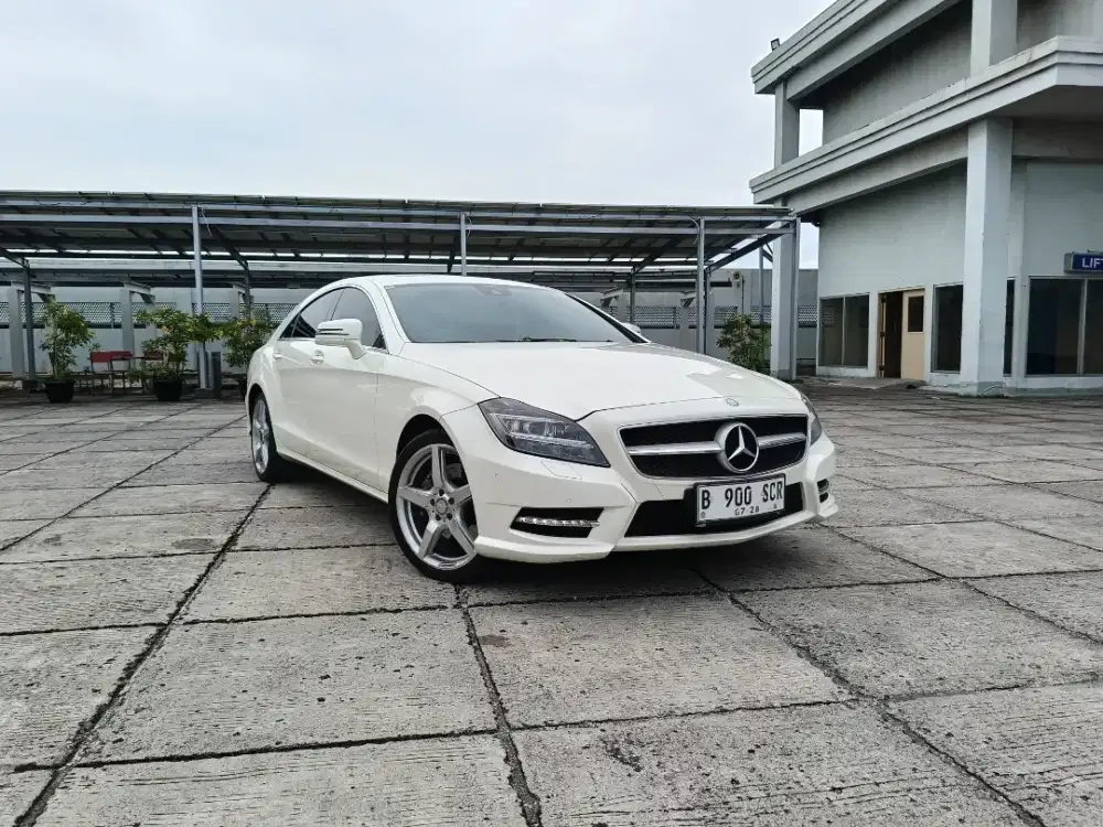 (km 47rb)Mercy CLS 350 AMG 3.5 AT. Tahun 2013. Putih. Perfect cond
