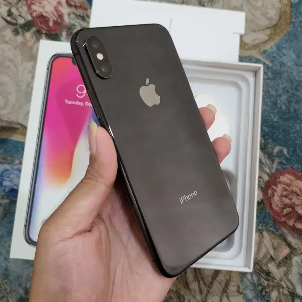 Iphone X 64gb IBOX FULLSET
Mulus