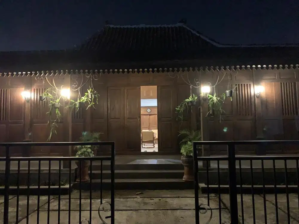 SEWA RUMAH JOGLO LIMASAN JAWA ANTIK TENGAH KOTA BOYOLALI