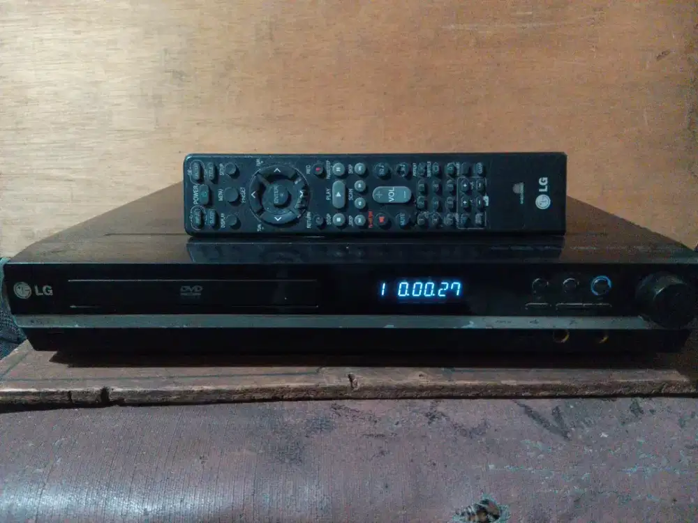 LG Amplifier Home Theater USB 5.1, remote, CD jalan, Aux ok, full ori