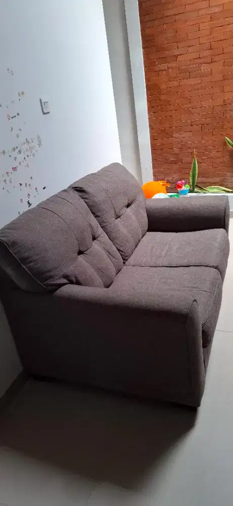 Sofa Informa, Mulus & Masih Empuk