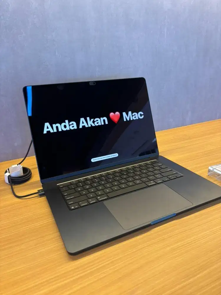 CICILAN MACBOOK AIR M4 256 GB PROMO BUNGA 0%