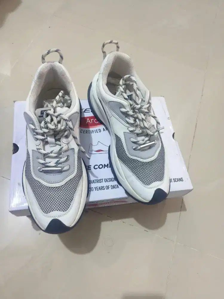 SEPATU STEVE MADDEN Ori