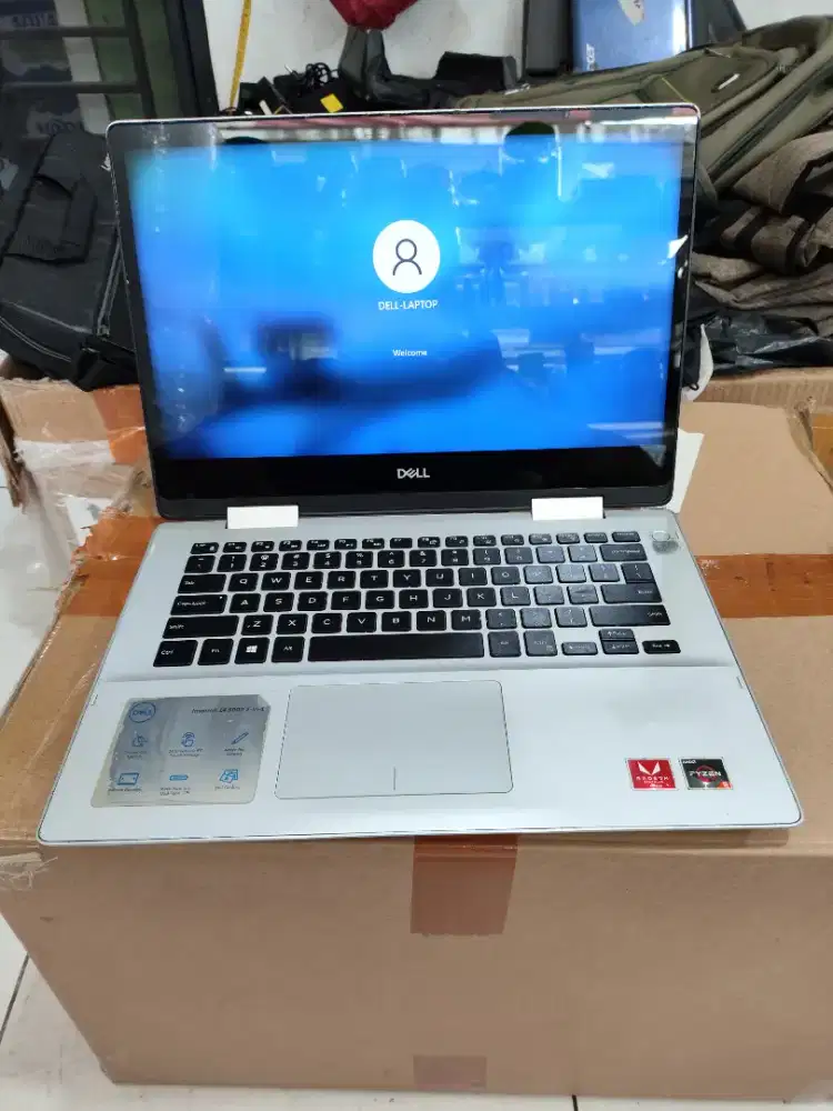 A1050 Dell Inspiron 5485 2n1 amd ryzen 5 3500U