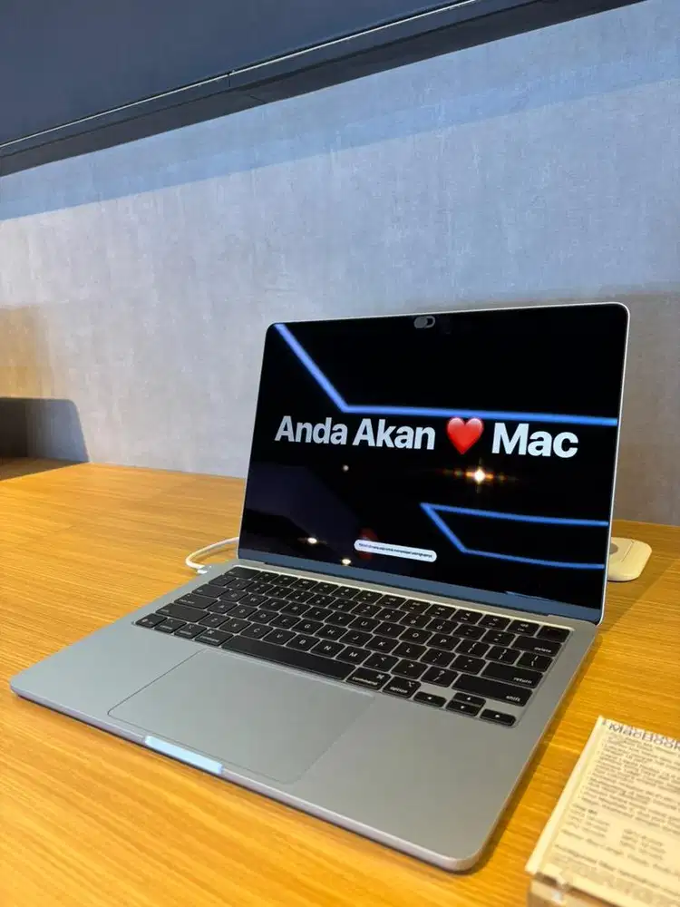 CICILAN MACBOOK AIR M4 13 inci 256 Gb Blue PROMO BUNGA 0%