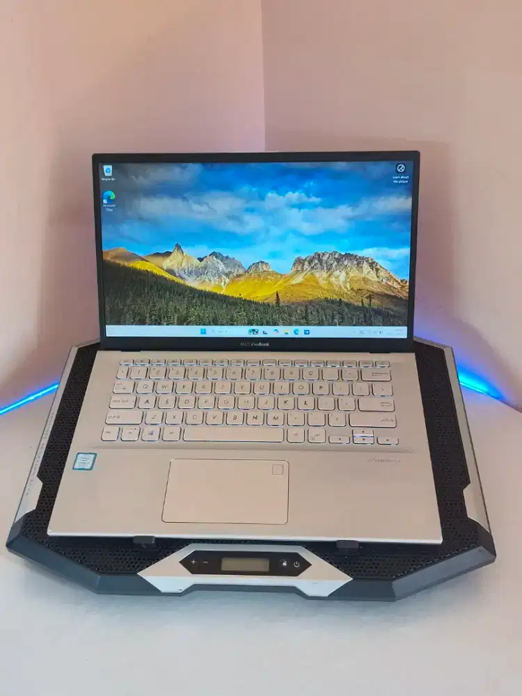 Asus Vivobook A412F  
Prosesor: Intel Core i5-8265U