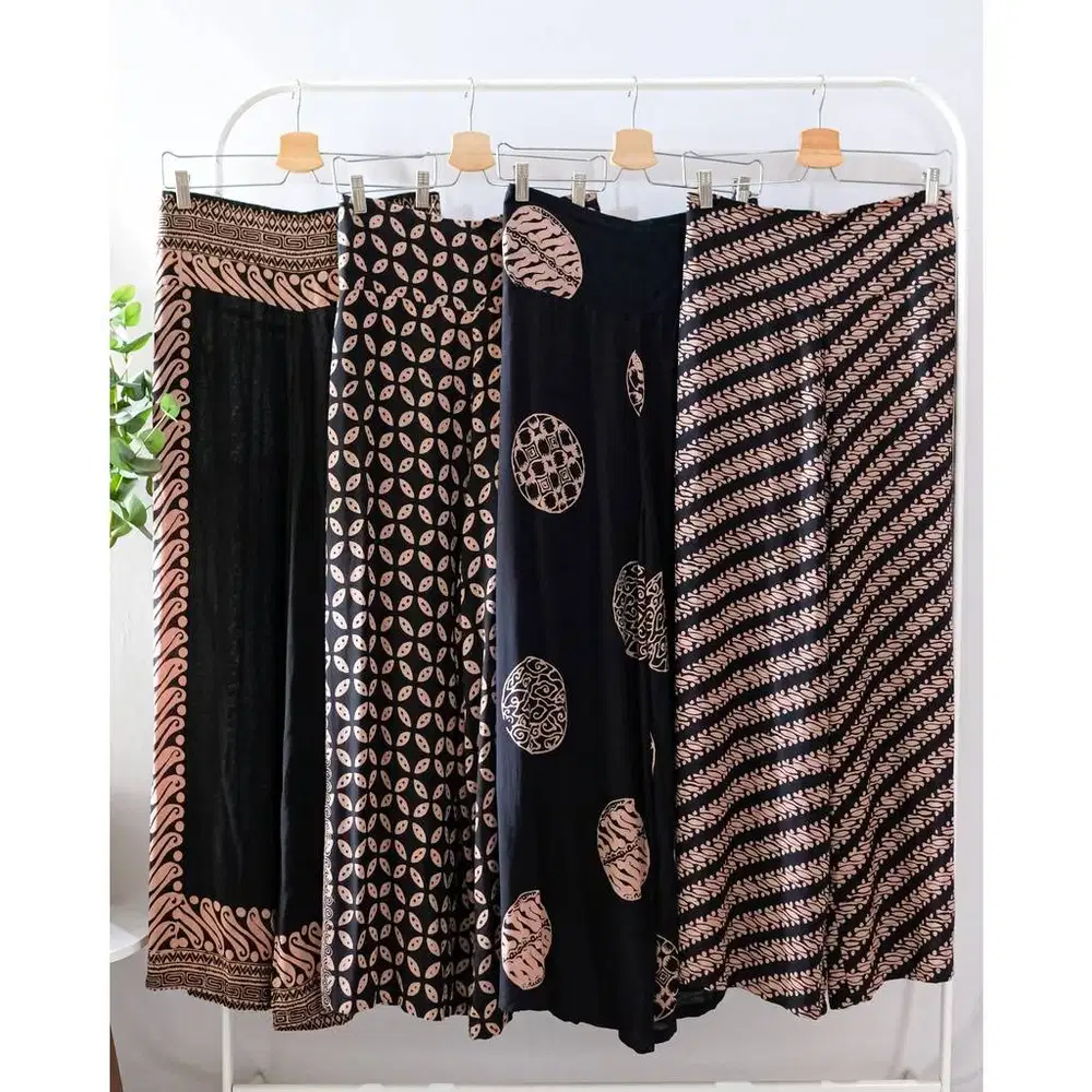 KULOT BASIC BATIK MODERN WANITA