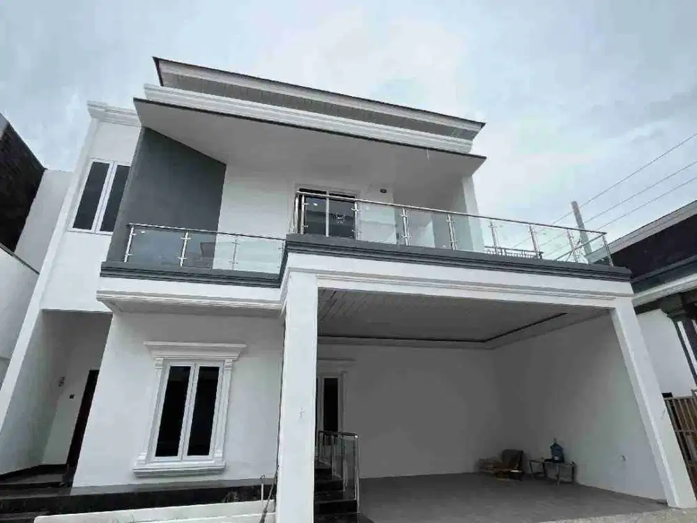 RUMAH MEWAH KAMAR TIDUR 4 KAMAR MANDI 5 LANTAI 2 RUMAH BARU