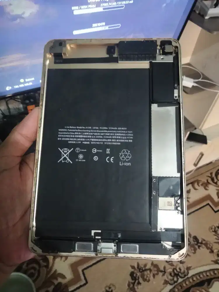 Ipad mini 4 minus seperti di foto