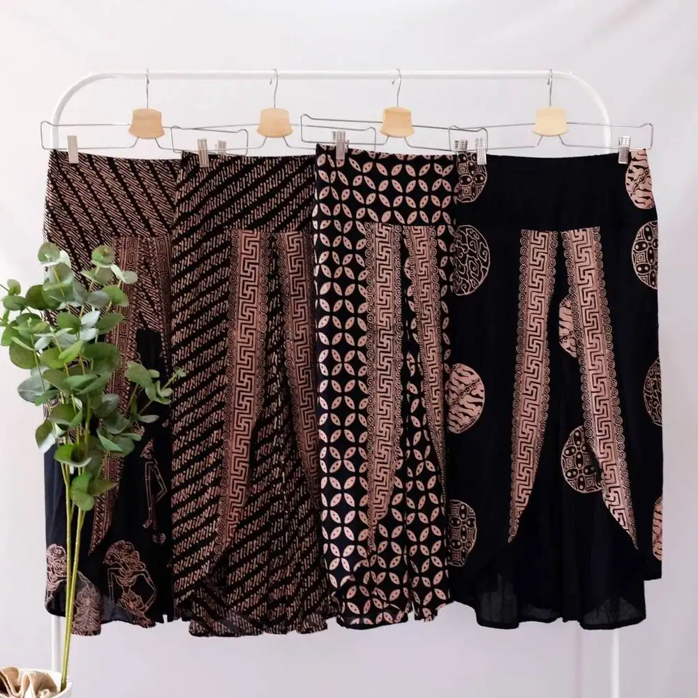 KULOT 7/8 LAYER BATIK MODERN WANITA