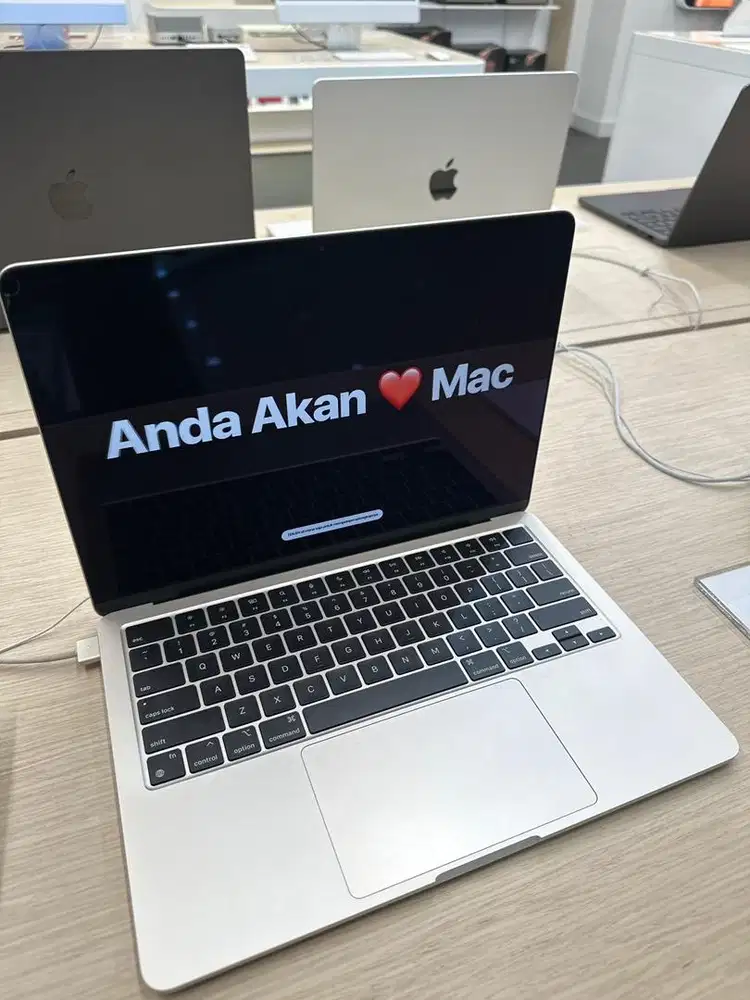 Macbook Air M2 cicilan