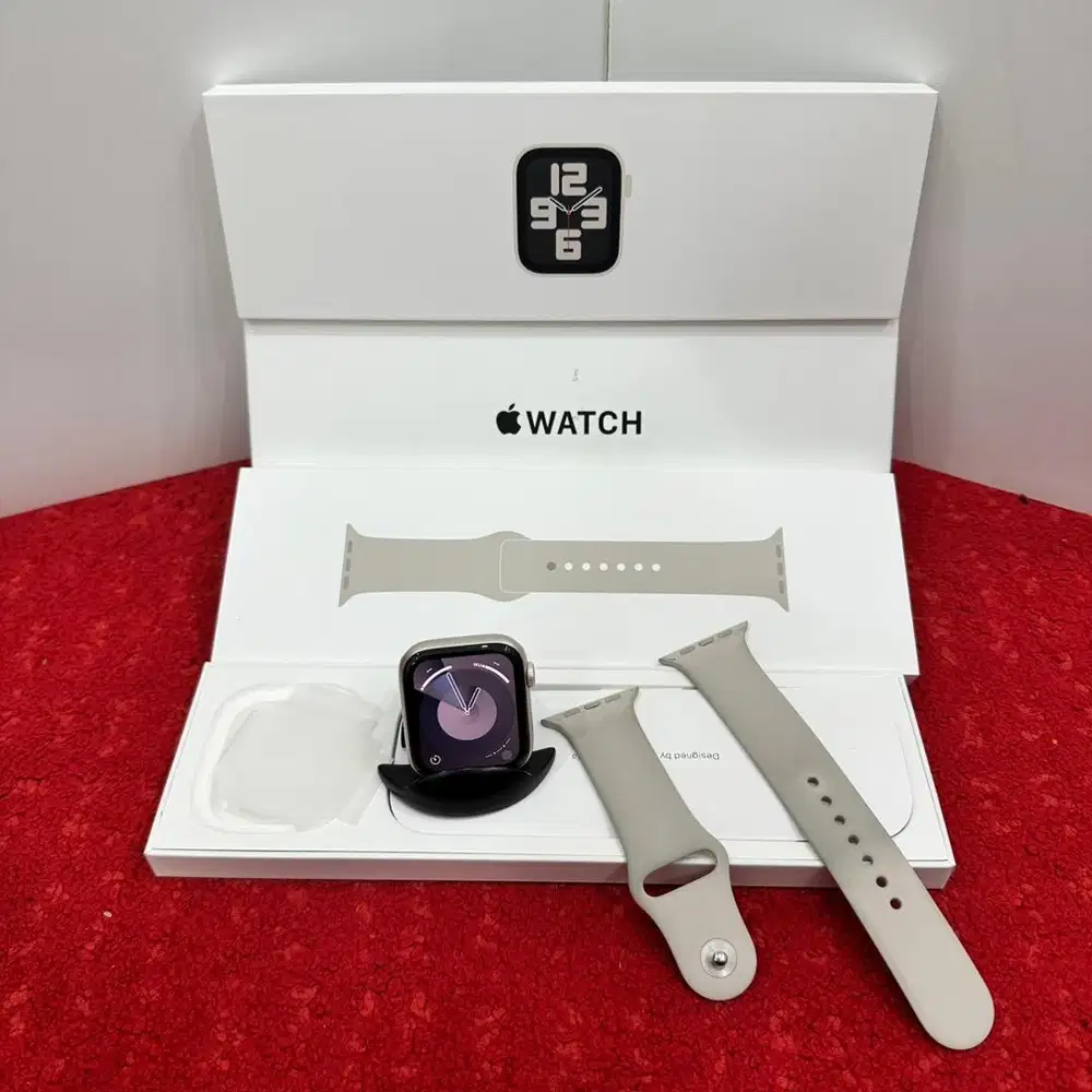 Apple Watch Series SE (Gen 2 ) 44mm Starlight