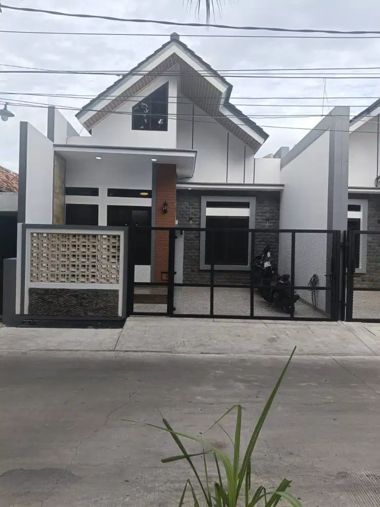 DIJUAL RUMAH SIAP HUNI DI PERUMAHAN BARATA KEL HARAPAN JAYA BEKASI UTA