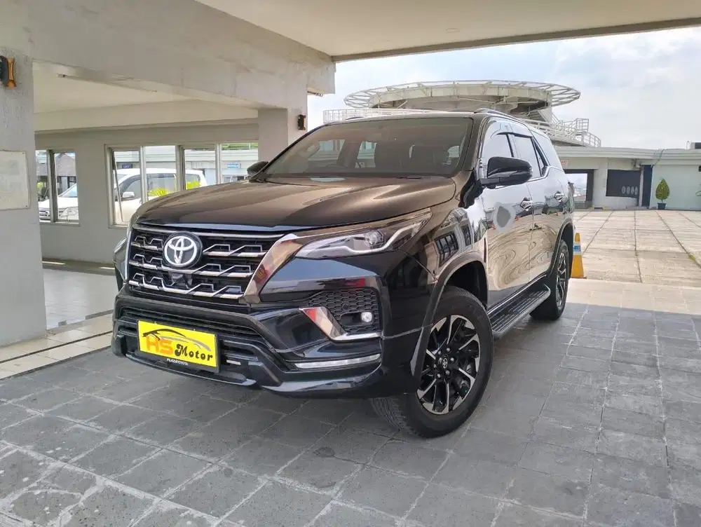 [LOWKM] Toyota Fortuner VRZ 2.8 GR Sport Metic 2022