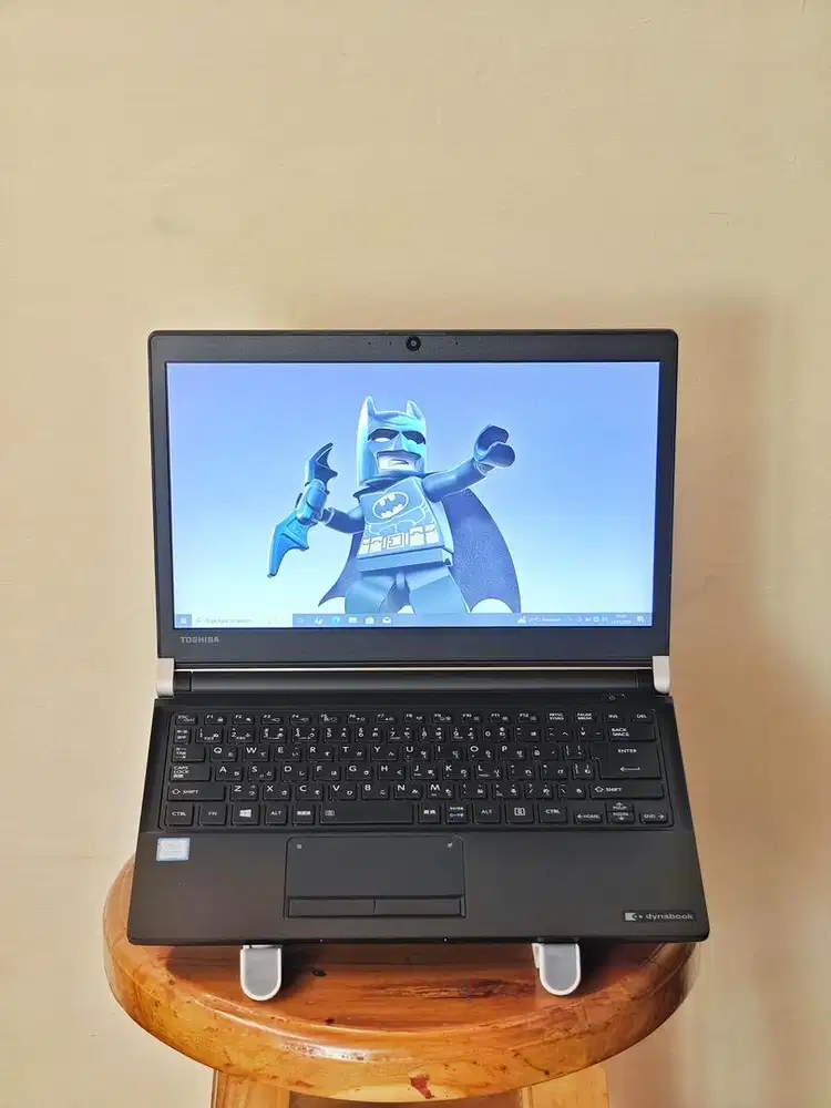 LAPTOP MURAH THOSIBA DYNABOOK R73/J GEN 7 RAM 8 SSD 256 MULUS SEGEL