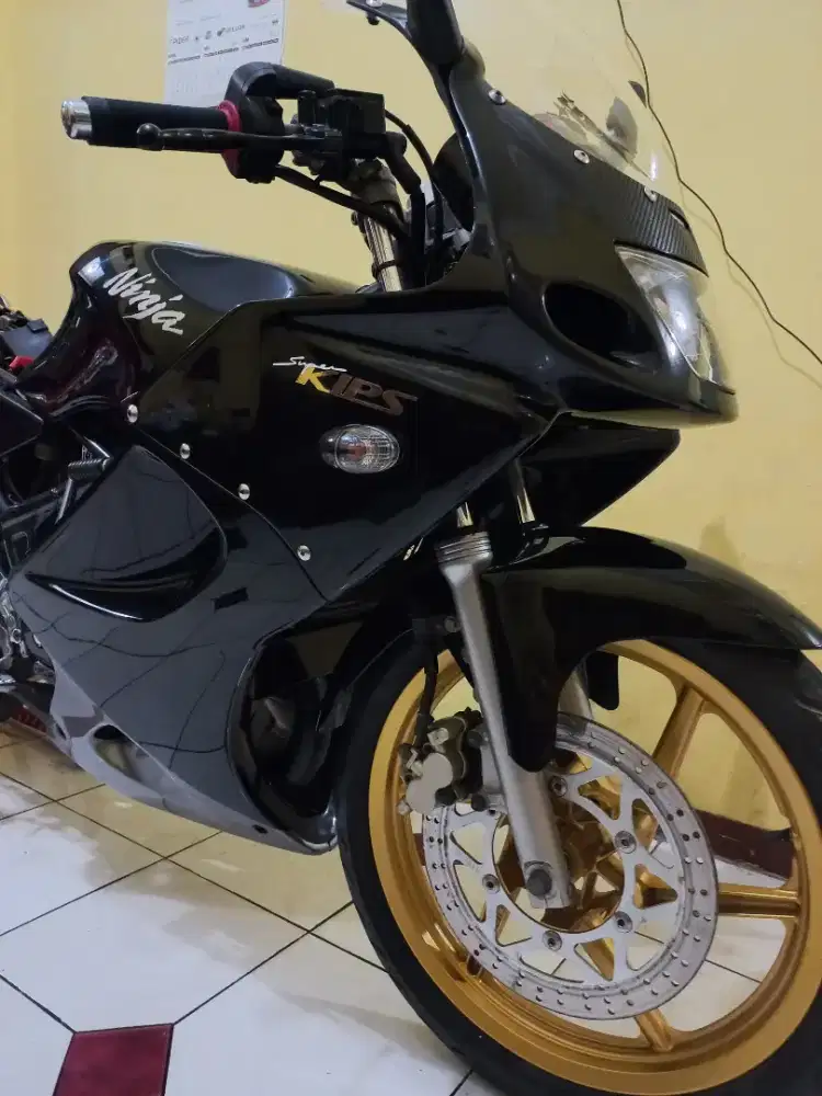 Kawasaki ninja RR old