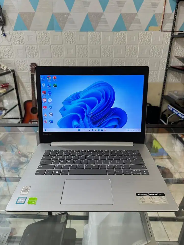 Laptop Lenovo 330 core i5 gen 7 ram 8gb ssd 256gb vga 2gb