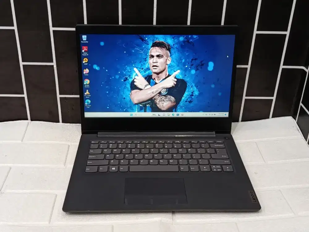 Laptop Lenovo ideapad Slim 3 Processor Celeron N4020 Ram 4GB SSD 256GB