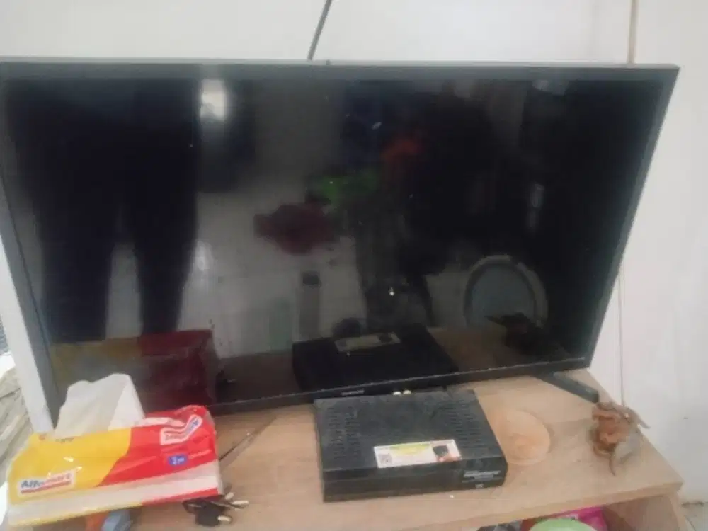 Jual smart TV samsung 32 bekas