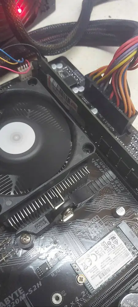 Gigabyte A320M-S2H +Athlon 3000G+Fan Ori+Ram 8GB DDR4, SSD 256GB NVME