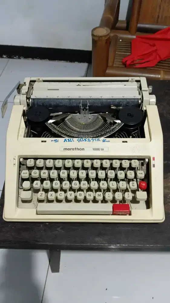 Mesin tik marathon 1000TR