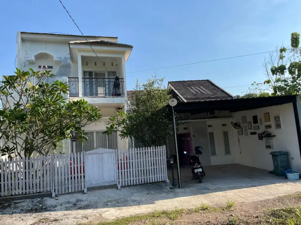 dijual rumah semi villa