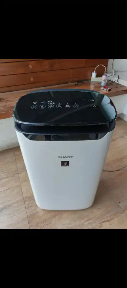 Sharp air purifier FP-J60Y-W