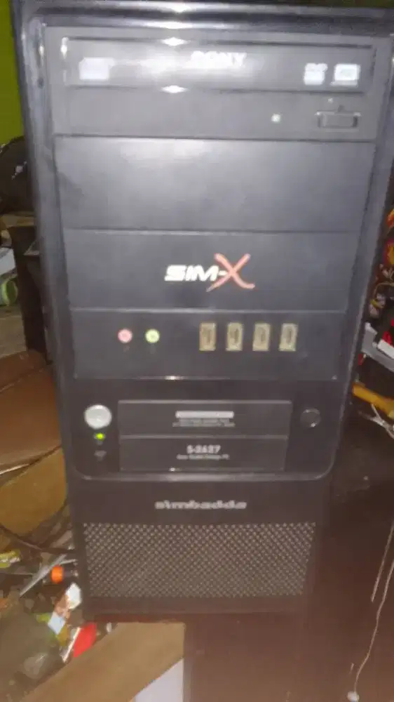 Komputer core i3 ram 6 gb DDR3