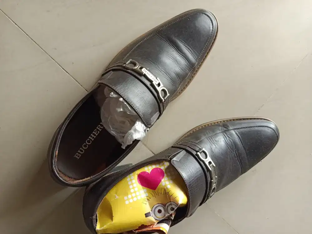 sepatu pria pk.lis merk