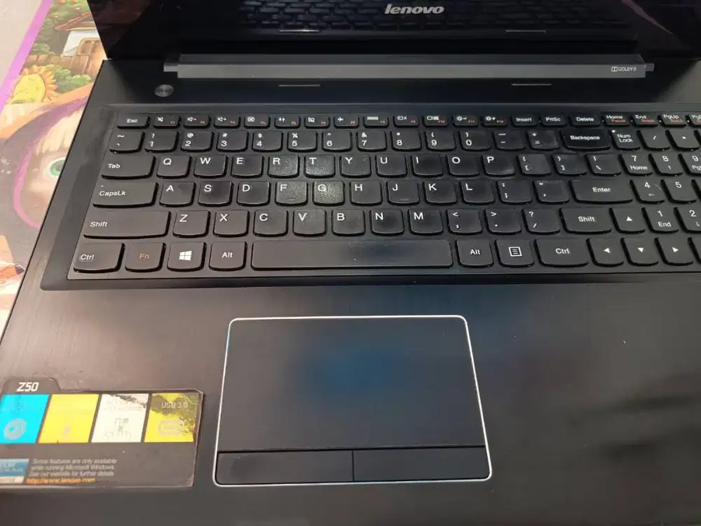 DI JUAL LAPTOP LENOVO Z50-75 AMD Quad BEKAS