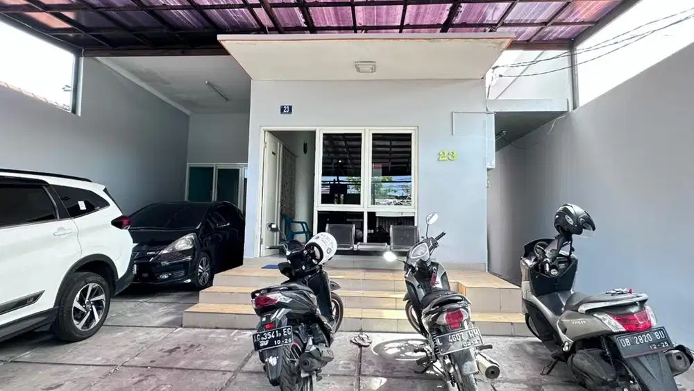 Disewakan kantor di Petemon 1 , strategis, pusat kota Sby, murah