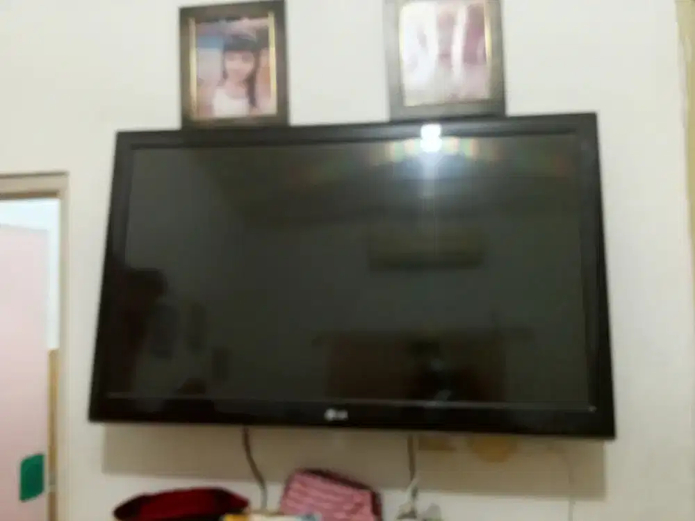 TELEVISI LCD LED 42LS3400