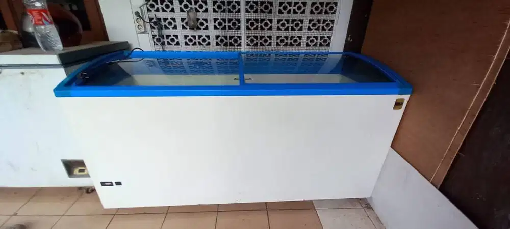DIJUAL CEPAT!!! FREEZER SLIDING GLASS 456L