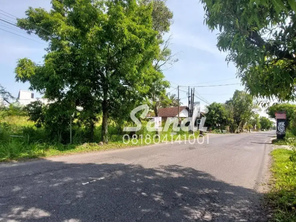 Tanah Hook Tepi Jl. Palagan dekat Kolam Renang Tirta Pelangi