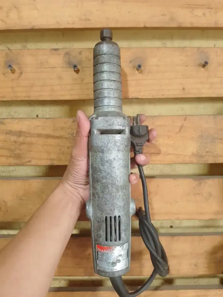 Gerinda Tuneer Makita 906H