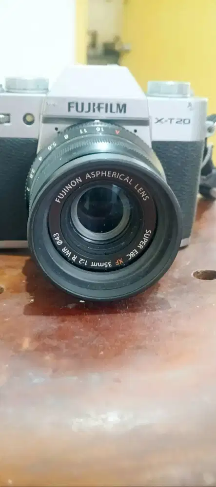 Fujifilm XT20 +  lensa fujinon 35 mm