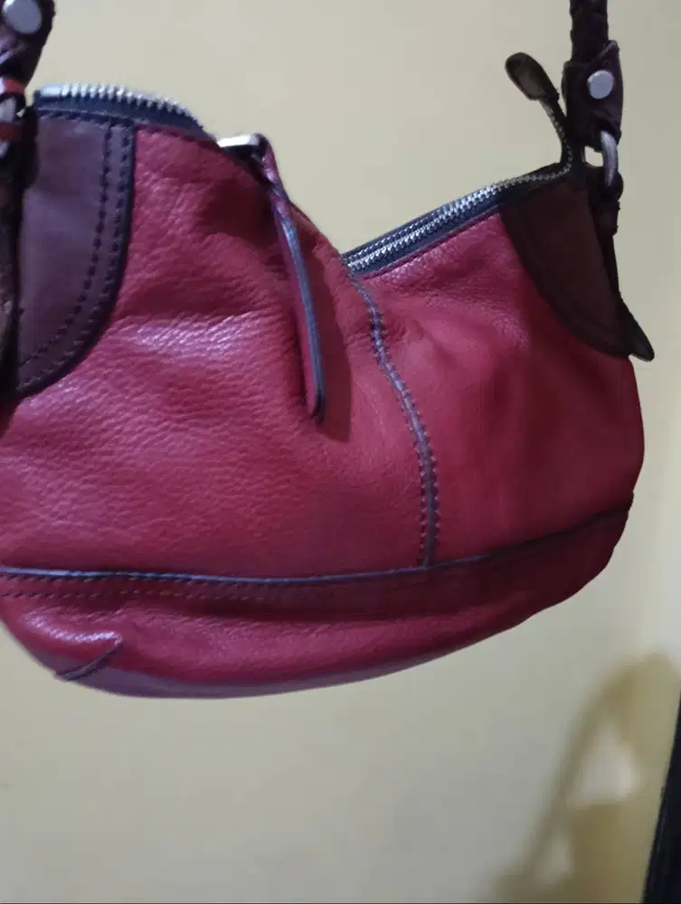 Di jual tas merek fossil