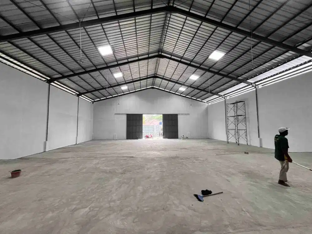 Gudang Baru Luas 1000 meter akses container