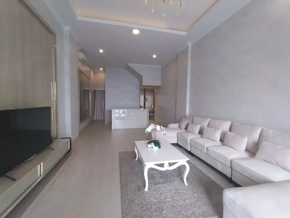 Dijual Rukan di PIK1 Ukuran 4,5x15m2 Full Furnished Harga Nepis