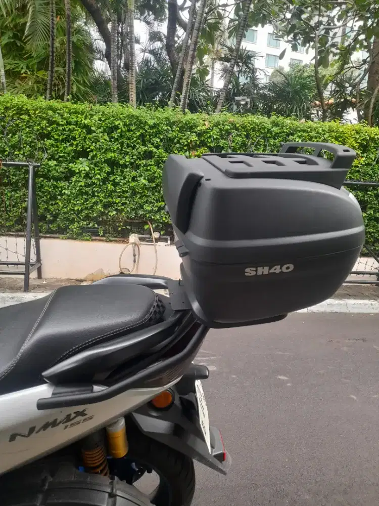 Box shad motor nmax gen 2.