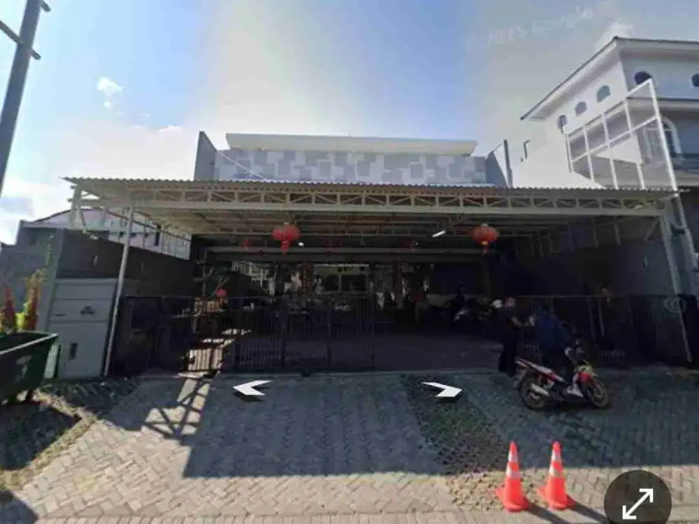 SEWA BANGUNAN KOMERSIAL EX RESTO CITRALAND 2 LANTAI DEKAT BCA YAKOBUS BAGUS LUAS 300