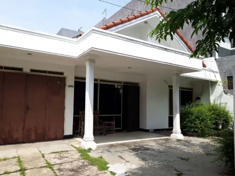 Dijual Rumah Darmo Permai Hadap Tenggara