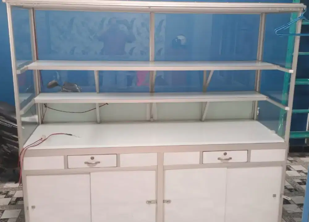 Etalase Makanan & Minuman Perlengkapan Usaha