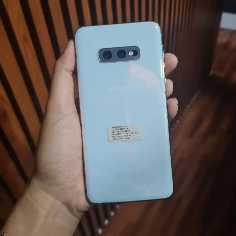 Samsung Galaxy S10e 6/128 Unit Only – Kondisi Normal