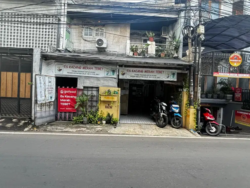 Rumah 2 Lantai Akses Jalan 2 Mobil Di Tebet Timur, Strategis, Dan 50 Meter Dari St. KA Cawang