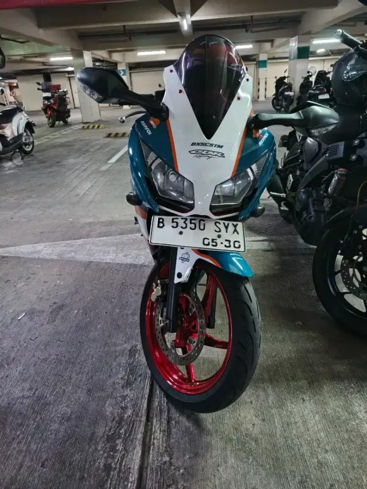 DIJUAL CEPAT! HONDA CBR 150R K45A tahun 2014- SIAP GAS!