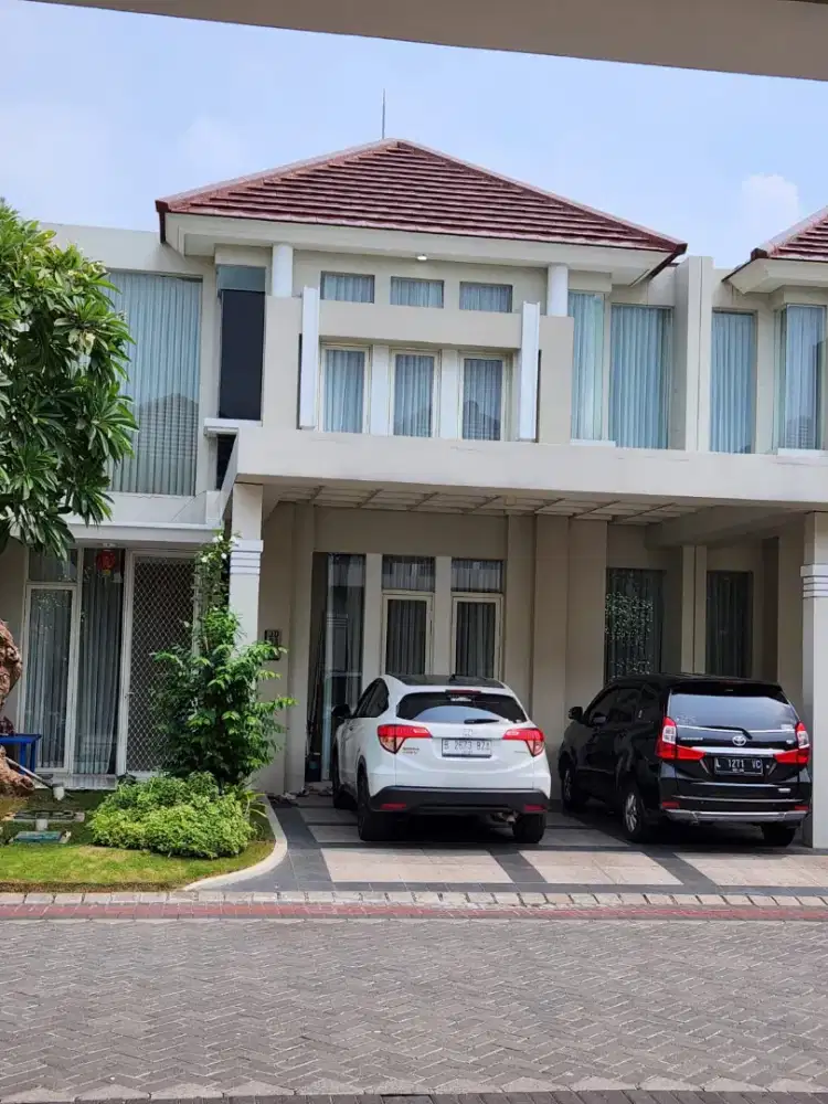 DIJUAL RUMAH DI GRAND PAKUWON CLUSTER BRISBANE SEMI FURNISH MEWAH
